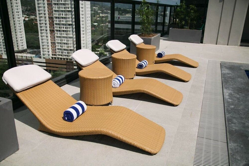 Фото Seda Central Bloc Cebu