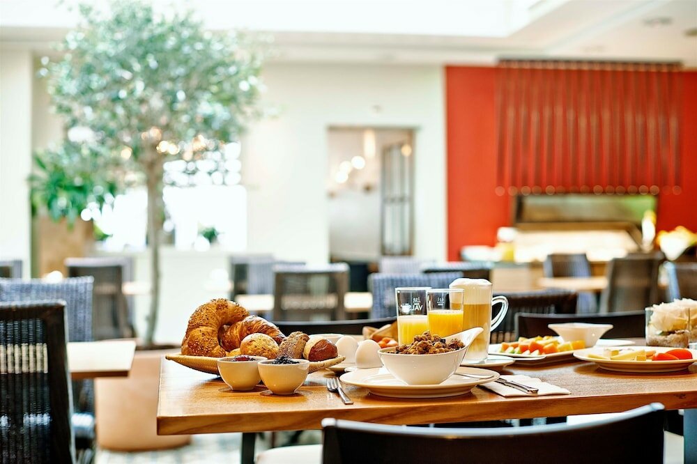 Фото Sorell Hotel Krone