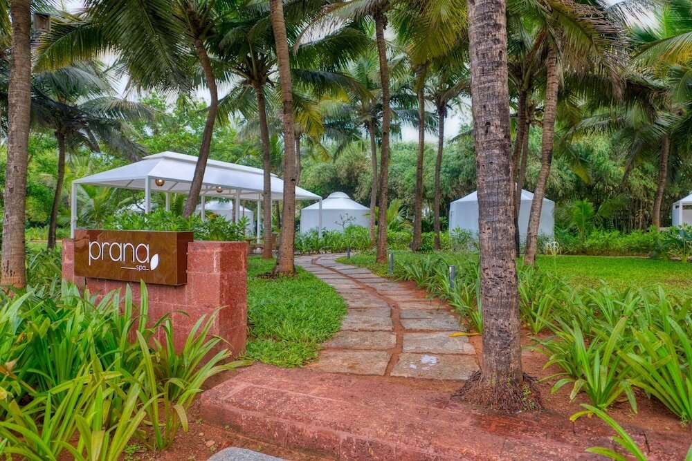 Фото Azaya Beach Resort Goa
