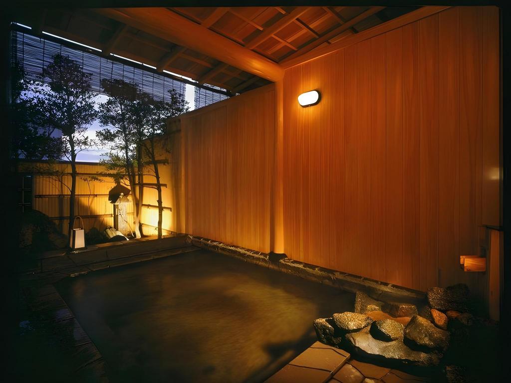 Фото Katayamazu Onsen Kanoya Korakuen