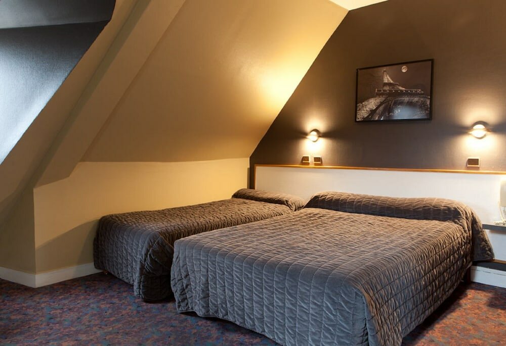 Фото отеля 3