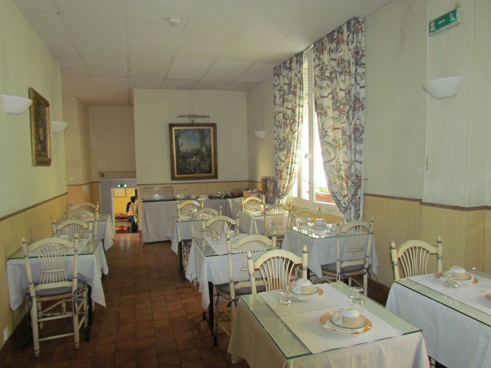 Фото Exelmans Hotel