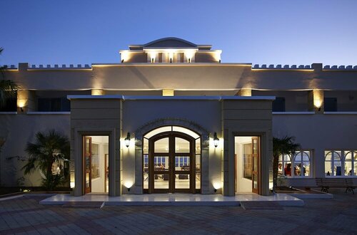 Внешний вид отеля Mitsis Summer Palace Beach Hotel - All Inclusive в Пилионе, фото 2