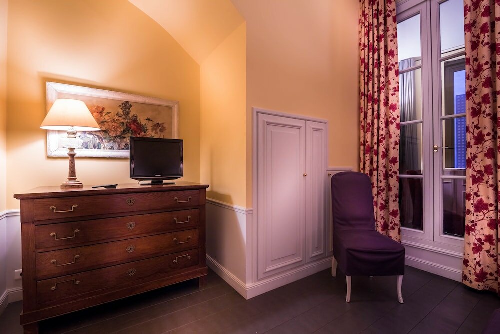 Фото Hôtel le Lavoisier