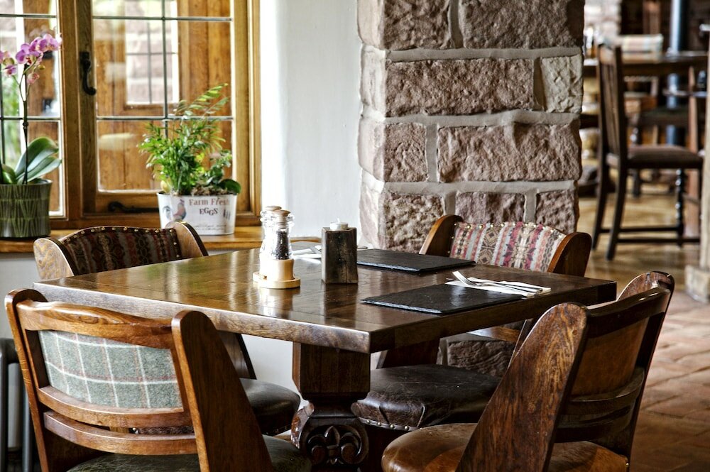 Фото The Pheasant Inn
