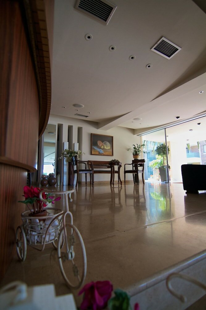 Фото Elysion Hotel