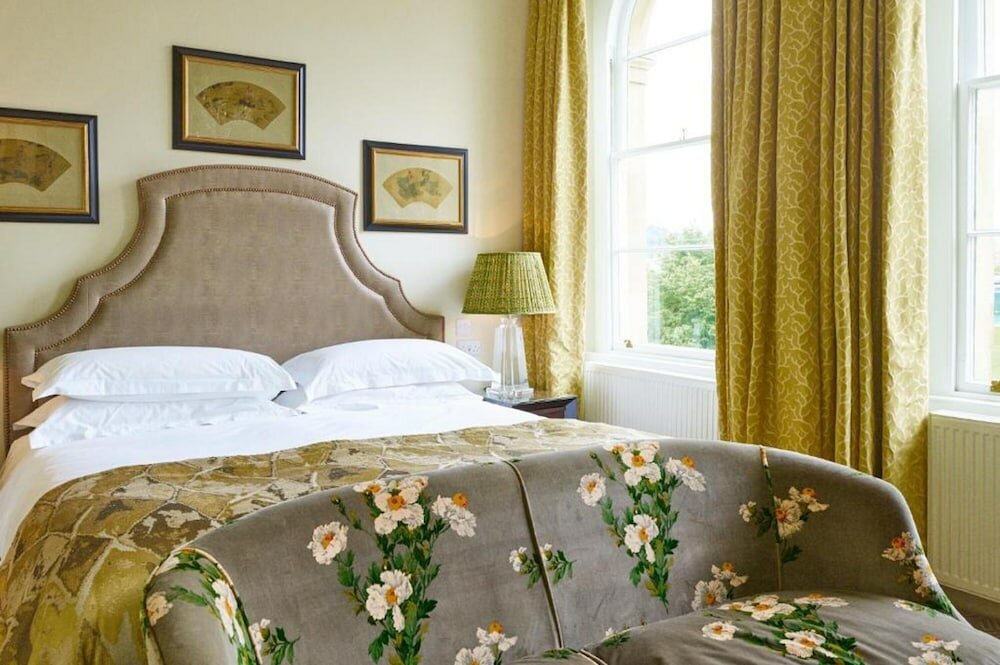 Фото The Bird, Bath