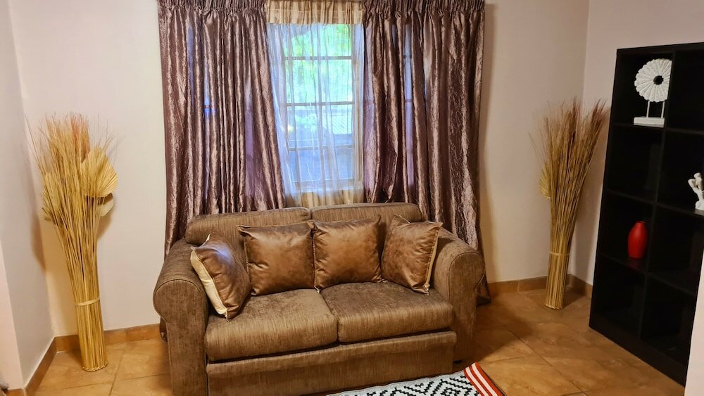 Фото 7th Street Guesthouse