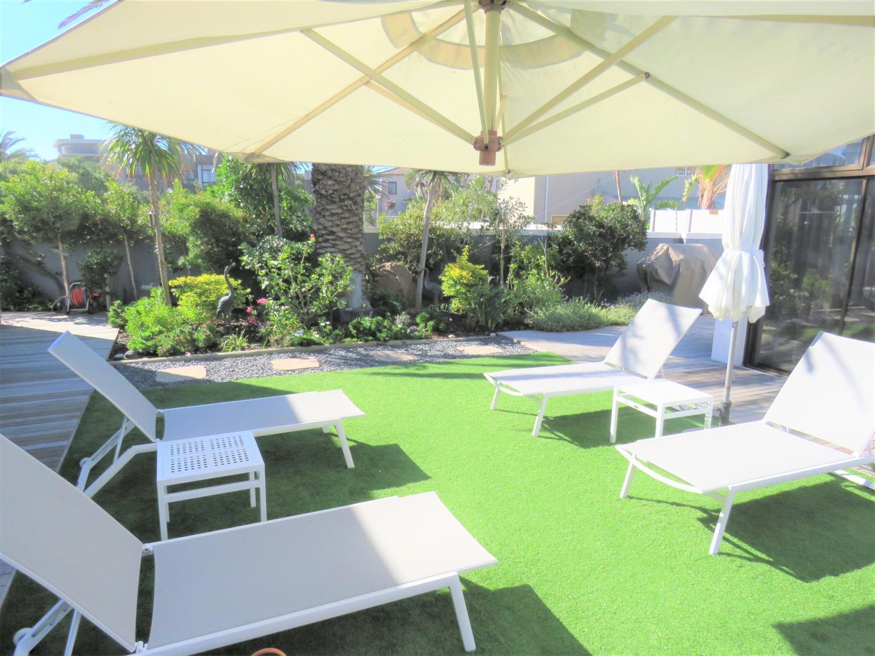 Фото Ocean Breeze Sunset Beach