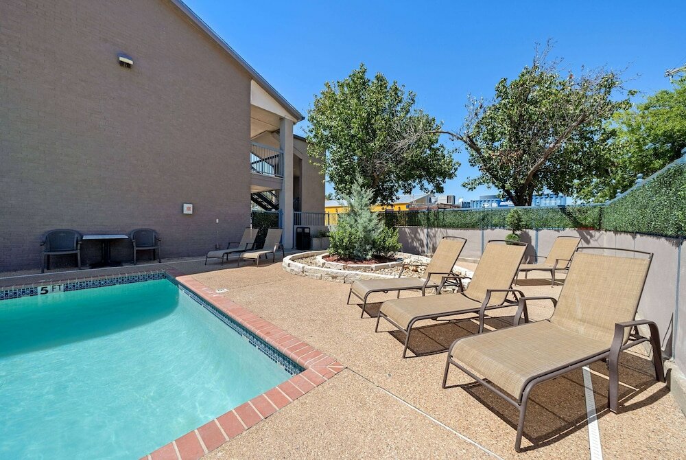 Фото Best Western- Round Rock