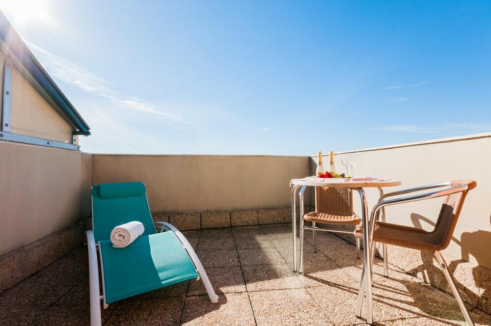 Фото Hotel Villacarlos