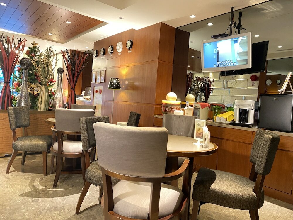 Фото Tokyo International Hotel