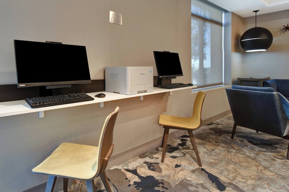 Фото Fairfield Inn & Suites by Marriott Las Vegas Airport South