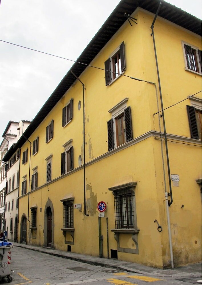 Фото New Florence palazzo - 3 Bedrooms - Private Terrace - Wifi