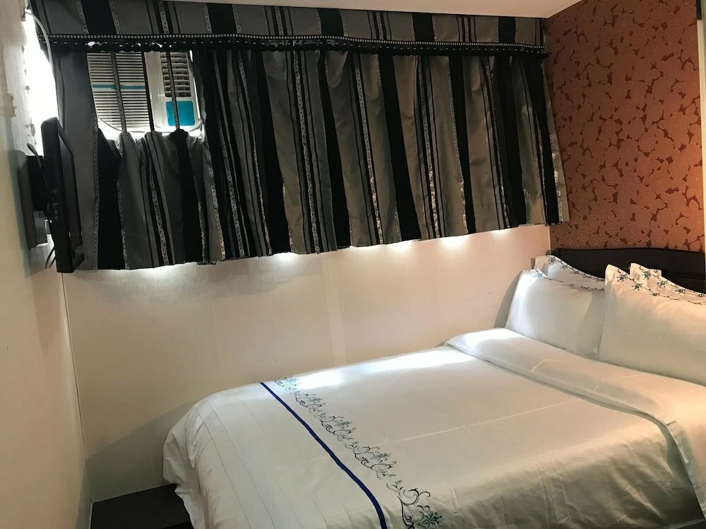 Фото California Hotel