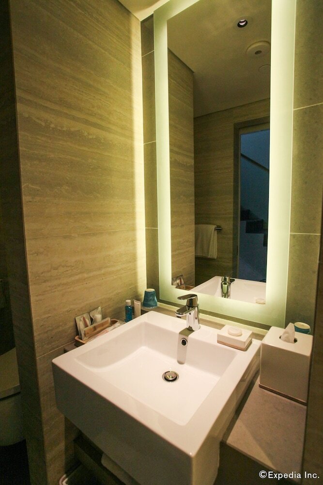 Фото One Farrer Hotel