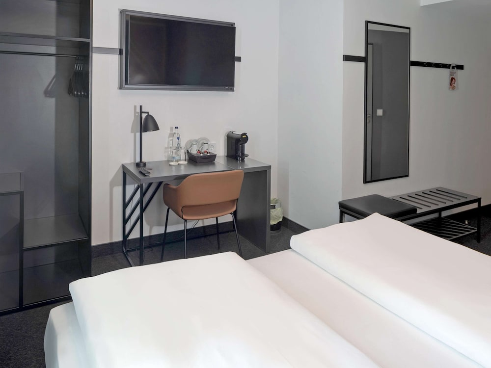 Фото B&B Hotel Kiel-City