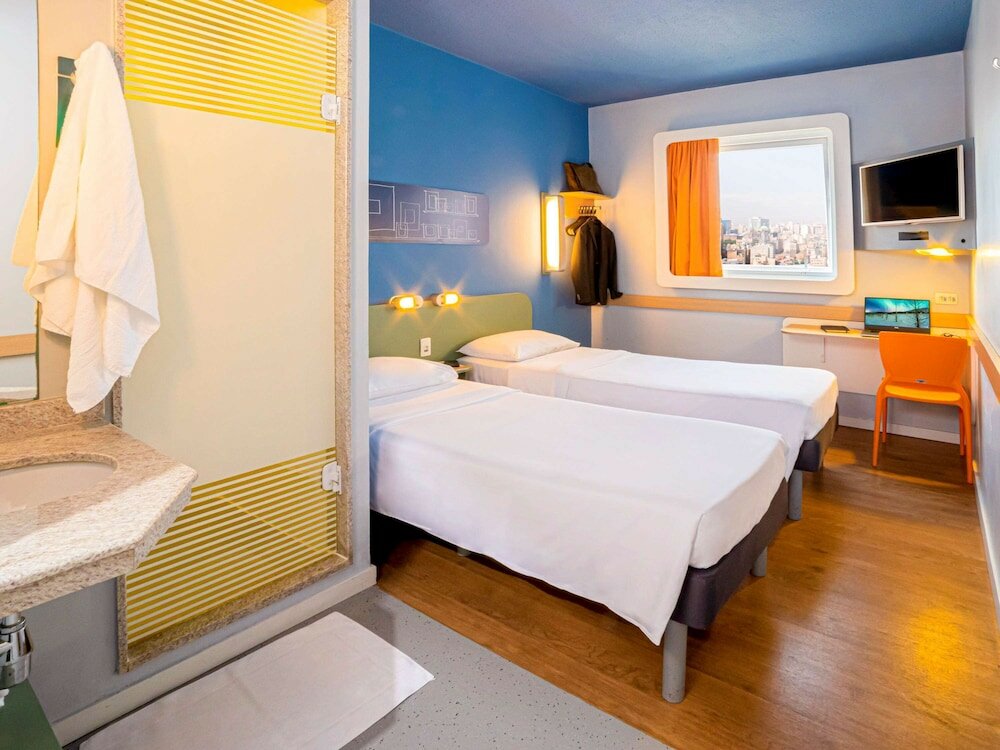 Фото Ibis budget SP Frei Caneca