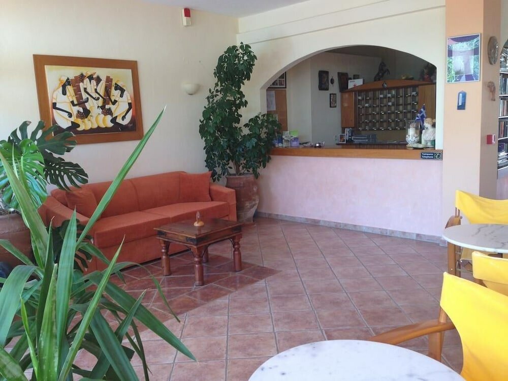 Фото Aloni Hotel