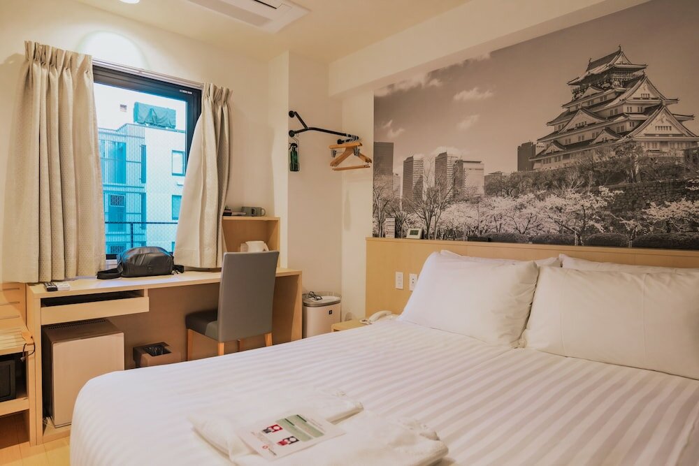 Фото Travelodge Honmachi Osaka