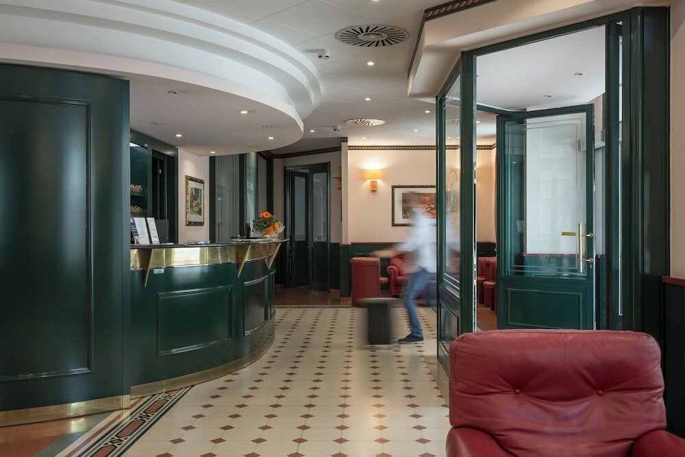 Фото Hotel Montreal