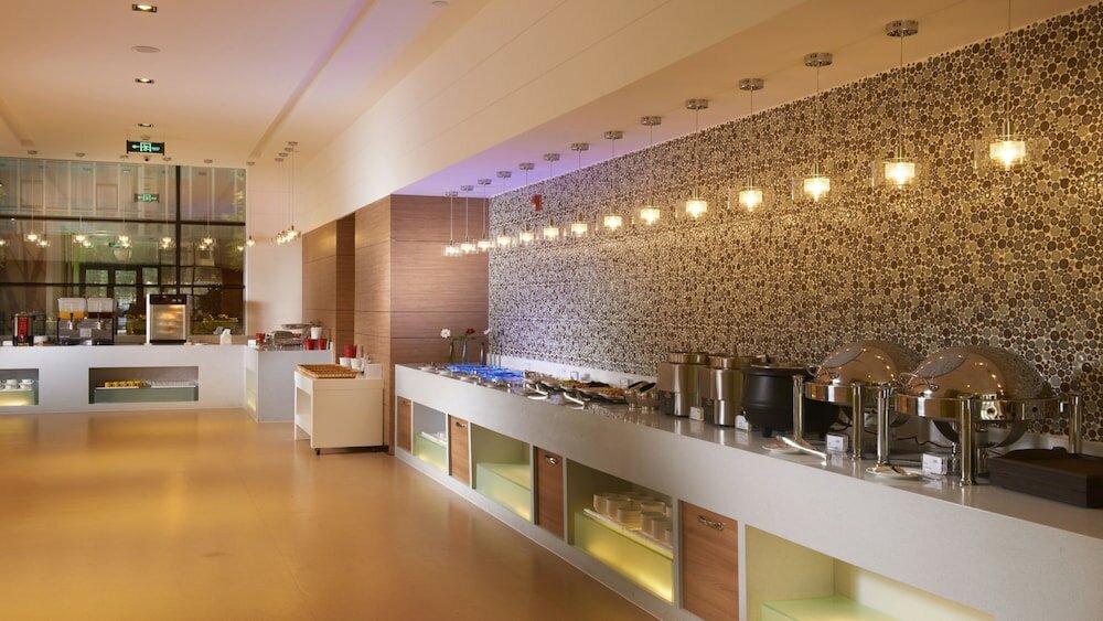 Фото Holiday Inn Express Ordos Dongshen, an Ihg Hotel