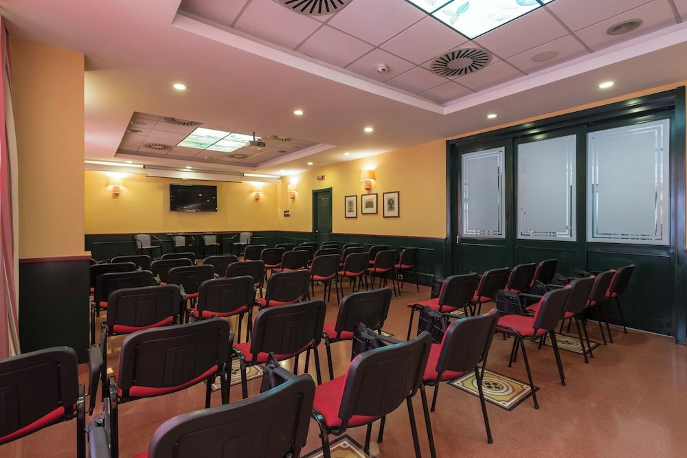 Фото Hotel Montreal