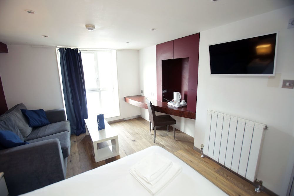 Фото Brunswick Merchant City Hotel