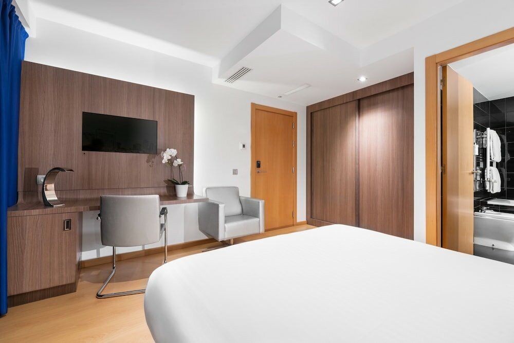 Фото Eurostars Blue Coruña