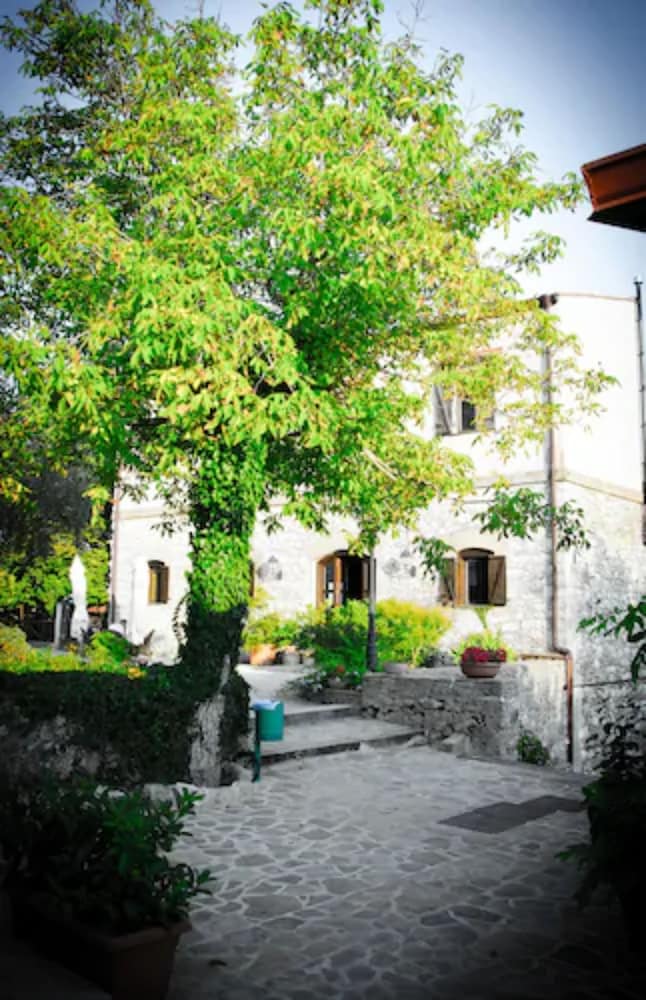 Фото Agriturismo Sant'Agata