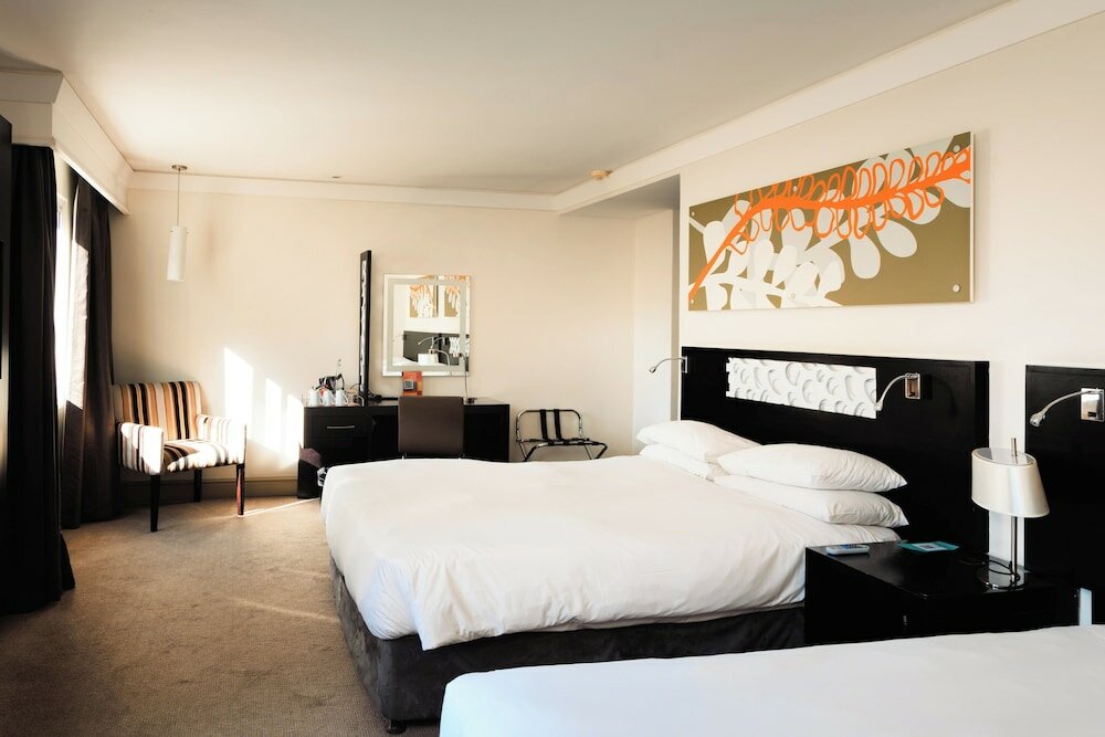 Фото Onomo Hotel Cape Town – Inn on the Square