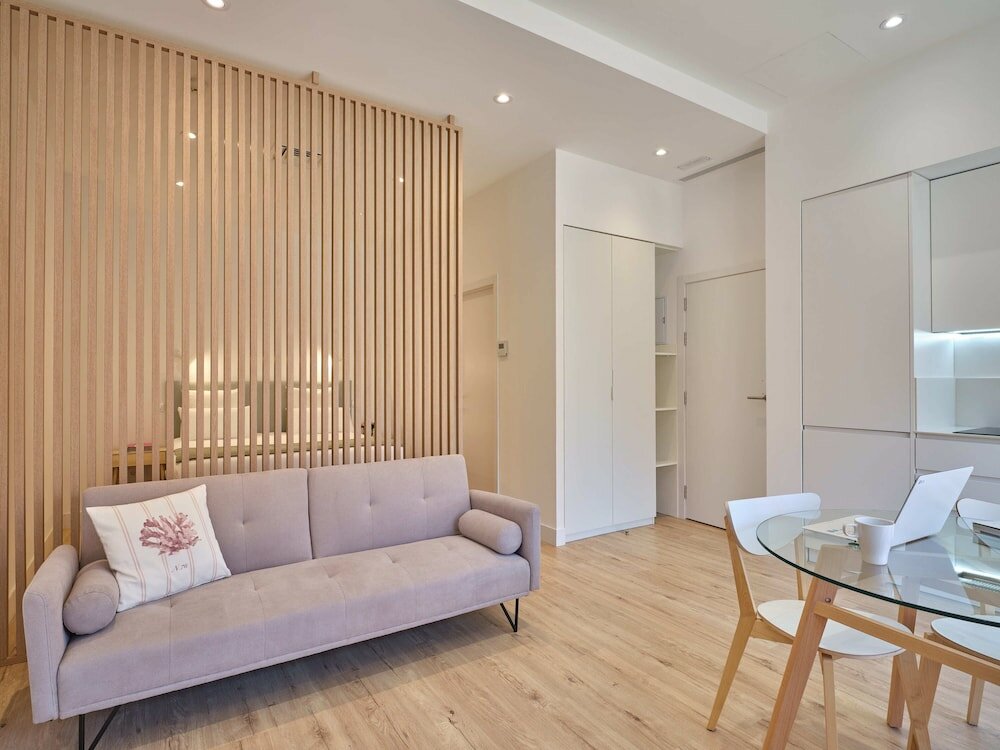 Фото Paseo Suites Hotel