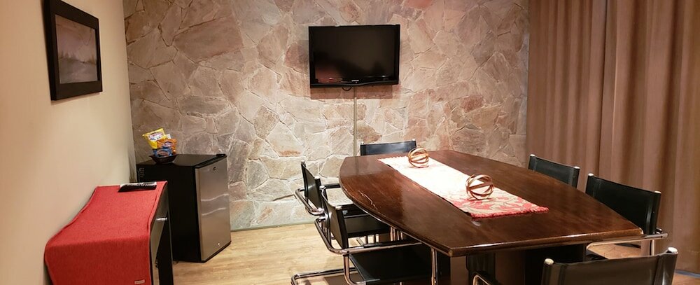 Фото Howard Johnson by Wyndham San Pedro