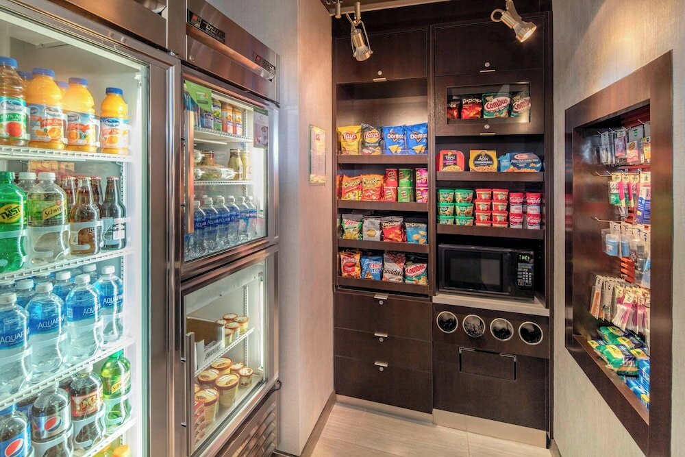 Фото Courtyard by Marriott Boston Brookline