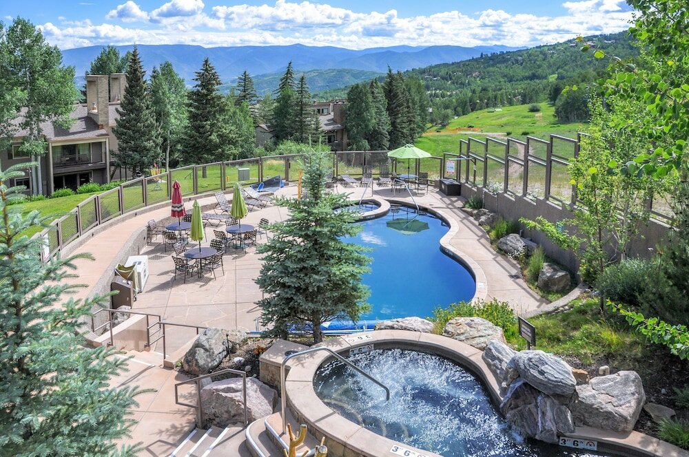 Фото The Timberline Condominiums