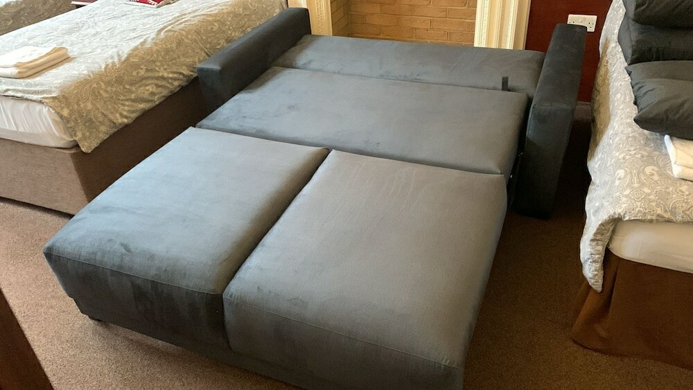 Фото Charlotte Guest House