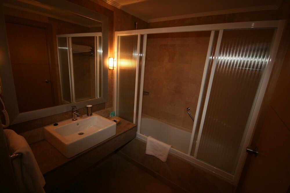 Фото Adrina Thermal Health & SPA Hotel