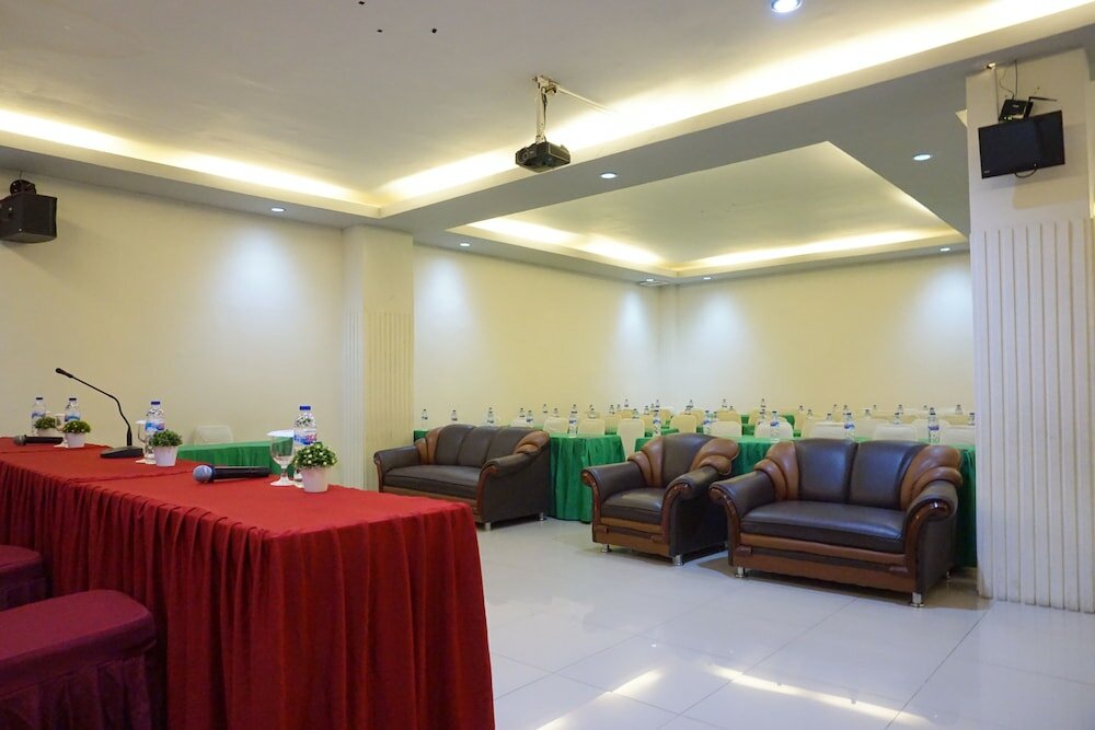 Фото Mangga Dua Hotel Makassar