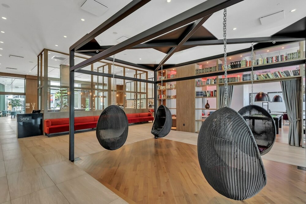 Фото Hotel Mortagne