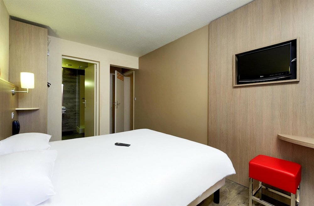 Фото Kyriad Cholet