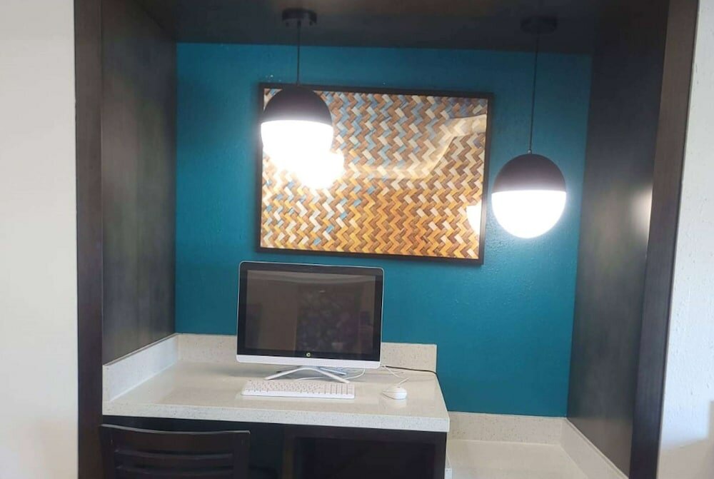 Фото La Quinta Inn & Suites by Wyndham Dalhart