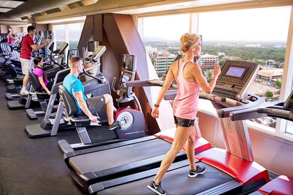 Фото The Grove Hotel