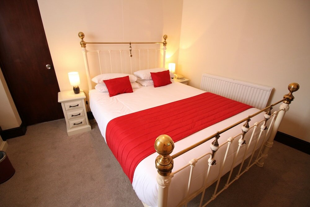 Фото The Pilgrims Hotel