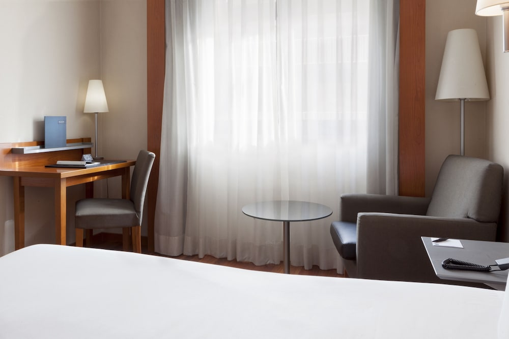 Фото Hotel Ciudad de Lleida