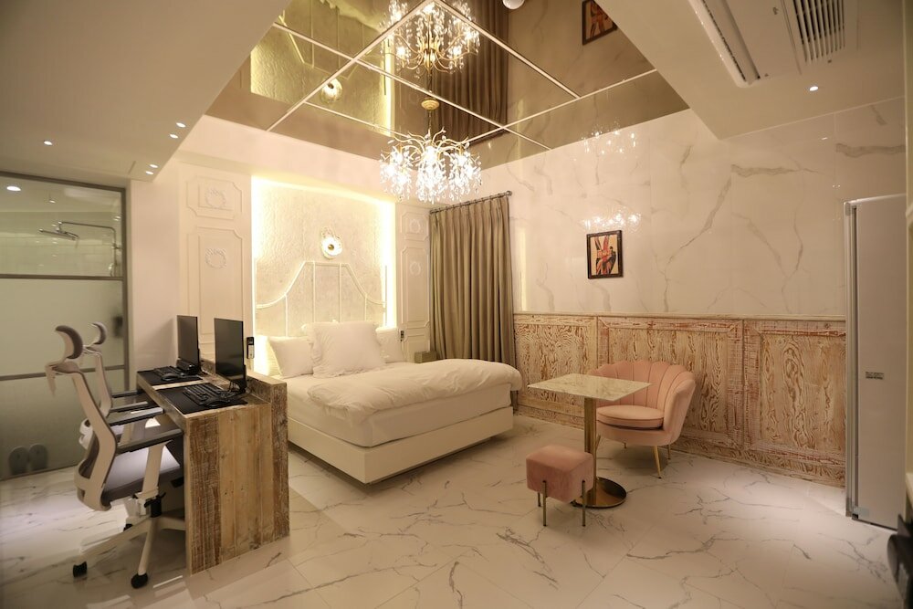 Фото February Hotel Sungseo