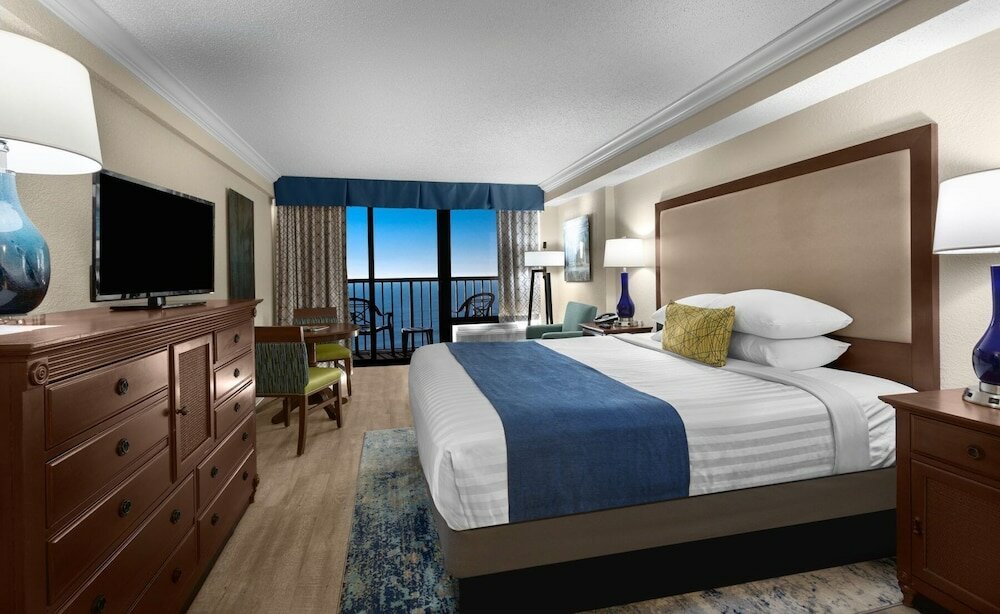 Фото Sea Crest Oceanfront Resort