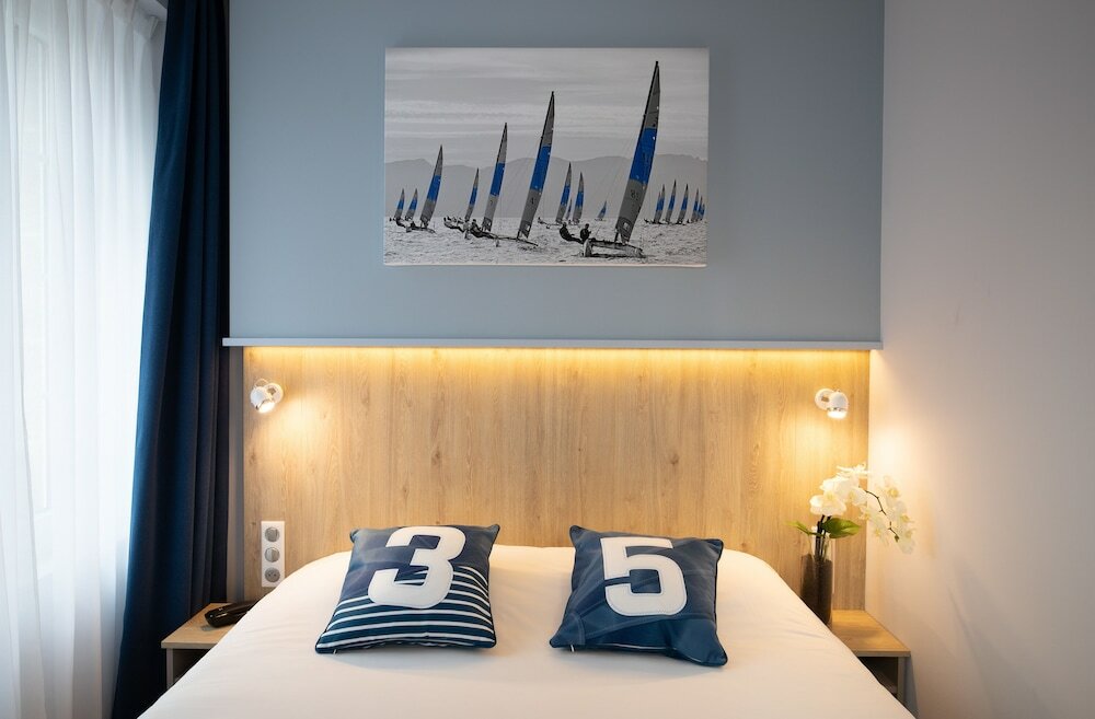 Фото Hotel des Marins