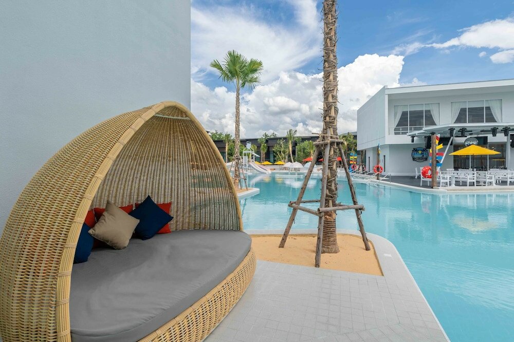 Фото The Gems Mining Pool Villas Pattaya