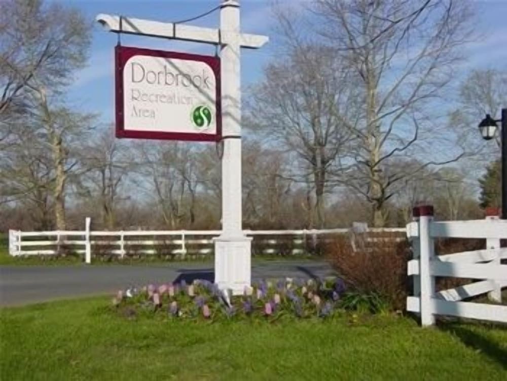Фото Colts Neck Inn Hotel