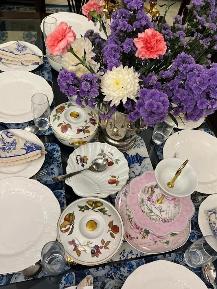 Фото On The House